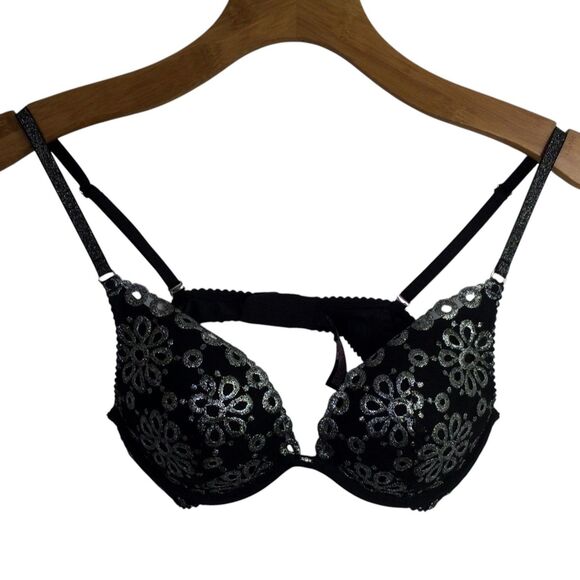 Victoria’s Secret Women Push-Up Pigeonnant Bra Emroidery Metallic Black Size 34B - Picture 1 of 15